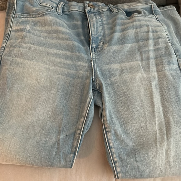 American Eagle 🦅 Curvy Next level stretch Jeans. Light used. Pretty Blue denim - Picture 8 of 8